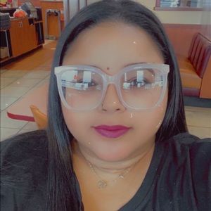 Meet your Posher, Katherine